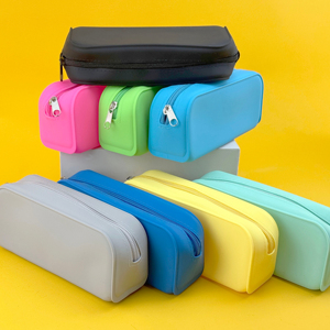 Trousse de Toilette Écologique avec Fermeture Éclair, Résistante à l'Eau, Grande Pochette à Crayons en Silicone pour Enfants - Product Image 6