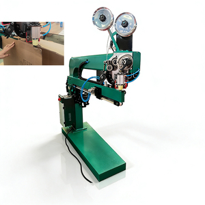 Machine d'emballage pour boîtes ondulées à bordure cousue, avec système de clouage décalé long-court personnalisé - Product Image 2