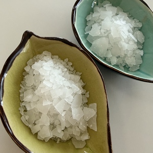 Chlorure de <span class=keywords><strong>magnésium</strong></span> hexahydraté 48% de qualité alimentaire Kerge Brand, coagulant pour tofu <span class=keywords><strong>Nigari</strong></span>, poudre pour usines alimentaires, Shandong - Product Image 2