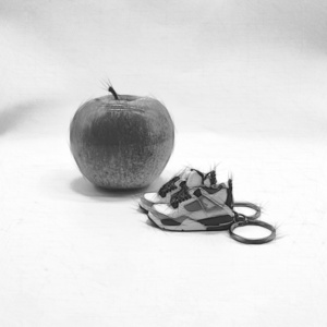 Porte-clés 3D en PVC en forme de <span class=keywords><strong>mini</strong></span>-chaussure de basket, modèle de chaussure de sport avec un savoir-faire exquis pour les amateurs de baskets - Product Image 3