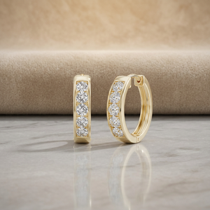Aros Clásicos de Lujo en Oro de 10K, 14K y 18K, Plata 925 y 935 con Diamantes de Corte Brillante para Mujer, Ideales para Bodas, Aniversarios y Uso Diario - Product Image 1