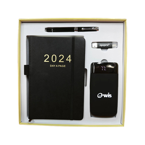 Nouveau produit : Coffret cadeau d'affaires <span class=keywords><strong>de</strong></span> <span class=keywords><strong>luxe</strong></span> noir fait main 4-en-1 pour promotion d'entreprise 2024 – Agenda, stylo, clé USB et batterie externe - Product Image 1