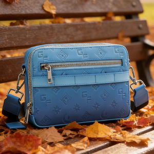 Nouveau Sac Bandoulière en Cuir PU Gaufré Monogramme Bleu Dégradé OEM ODM 2026 pour Hommes avec Sangle Réglable de Marque - Product Image 2