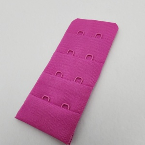 Al por mayor: Cinta de enganches y ojales para sujetador, negra, con hebillas metálicas normales, accesorios para trajes de baño, extensor de sujetador de 4 líneas, clip para lencería - Product Image 2