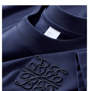 Camiseta <span class=keywords><strong>de</strong></span> Manga Corta para Hombre, Algodón Doble Mercerizado con Amoníaco Líquido, Logotipo OEM, Estilo 80s, Verano, Lujo, Bordado en Contraste - Product Image 3