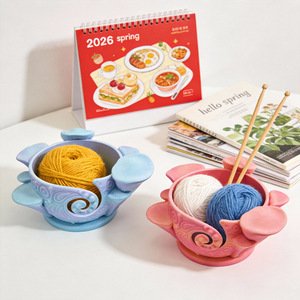 Simpatico contenitore in plastica per filati, 9,25 pollici x 4,2 pollici, per forniture artigianali e decorazioni per la casa - Product Image 3