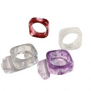 Anillo de Resina Hecho a Mano Único y Colorido, Accesorio de Joyería de Moda para Mujer, Anillo de Diseño Ligero para Uso Diario y de Fiesta - Product Image 1