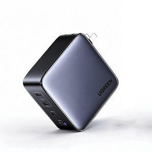 Chargeur GaN UGREEN 200W 3C1A 4 ports, chargeur mural rapide avec câble C vers C de 1,5 m 240W X764 - Product Image 1