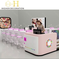 Conception de kiosque de beauté pour salon de cosmétiques personnalisé en centre commercial, conception de kiosque de manucure à vendre, mobilier de kiosque de salon de manucure