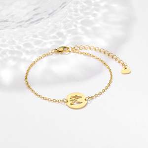 Bracelets pour femmes Bracelets à breloques en acier inoxydable Bracelet réglable Bracelet <span class=keywords><strong>maman</strong></span> <span class=keywords><strong>papa</strong></span> fille cadeaux de famille bijoux - Product Image 2