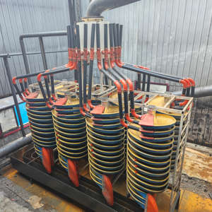 खनन संयंत्र सर्पिल विभाजक ऊर्ध्वाधर थ्री-वे स्क्रू स्लाइस 220 वी पीएलसी क्वार्ट्ज अयस्क लाभ खनिज विभाजक के लिए - Product Image 4