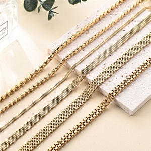 สร้อยคอสแตนเลส 4 แบบ โซ่สีทอง สำหรับใส่ลำลอง - Product Image 1