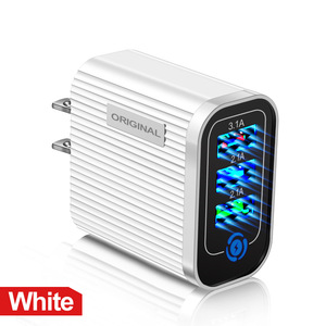 <span class=keywords><strong>Chargeur</strong></span> mural USB numérique Ilepo <span class=keywords><strong>30W</strong></span> à 3 ports avec affichage numérique, compatible QC3.0 et PD pour une charge rapide pour <span class=keywords><strong>13</strong></span> Pro Max - Product Image 4