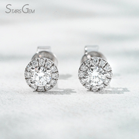 Boucles d'oreilles clous unisexes classiques Starsgem en or blanc massif 18 carats avec halo de diamants de laboratoire taille brillant 0,3 ct 3,2 mm couleur D