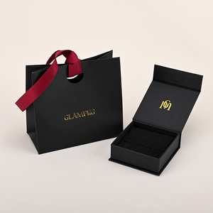 GLAMPKG grosir Premium dipersonalisasi tas kertas kustom Logo dicetak perhiasan hadiah kemasan tas kertas dengan pita - Product Image 3