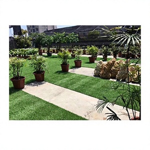 Césped Artificial de 4.0m de Ancho y 30mm de Altura, Material de PE Impermeable para Paisajismo y Uso en Exteriores - Product Image 1
