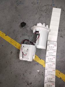 77020-12730 conjunto de bomba de combustible para <span class=keywords><strong>Toyota</strong></span> <span class=keywords><strong>Corolla</strong></span> Combi 1975-1980 OEM 77020-12730 - Product Image 3