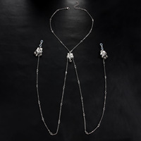 Chaîne de téton sexy à pendentif fleur, non-percée, anneaux de téton réglables, chaînes de corps, collier ras-du-cou en caoutchouc, fausses bagues de téton pour femmes