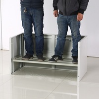 Console de salle de contrôle ergonomique et économique pour centres de commandement