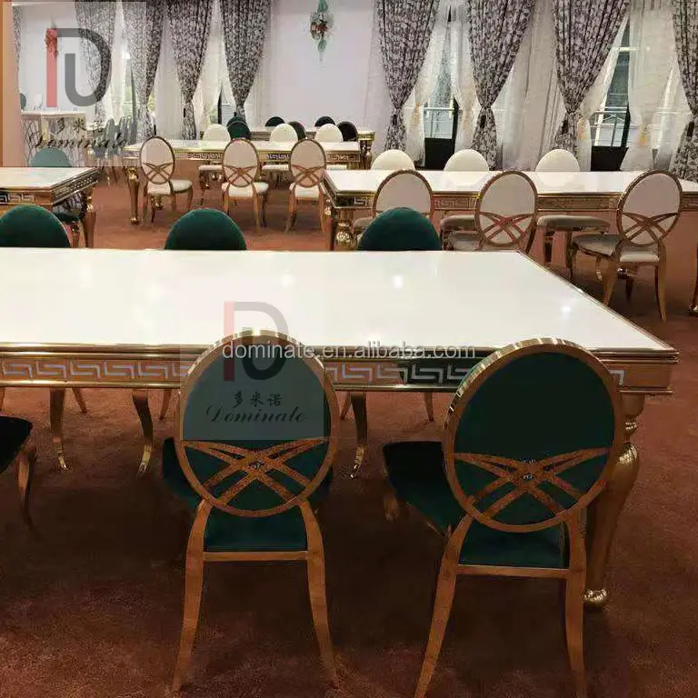 रॉयल गोल्ड मध्य पूर्व स्टेनलेस स्टील कोंहड़ा पैर MDF शीर्ष शादी भोज की मेज