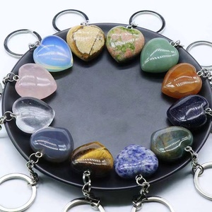 Wholesale Natural Crystal love Shape Stone Key Chain Ornament Natural Gemstone Pendant