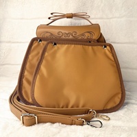 Tas Ransel Itabag Kulit PU Coklat Ramah Lingkungan dengan Detail Bordir dan Dekorasi Pita untuk Menampilkan Merchandise Anime, MOQ Rendah