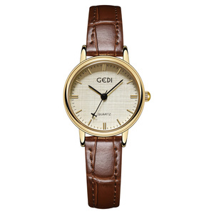 Reloj de alta gama para mujer con textura de tela delicada, esfera de cuarzo, reloj moderno. - Product Image 2