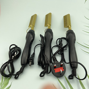 Plancha de pelo profesional negra para alisar y rizar en húmedo y seco, con función de peine caliente y estilizador. - Product Image 4