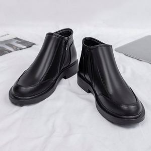 Wholesale Black Men's Waterproof Fashionable High Top Short Office Work Boots Rubber Upper Anti-slippery Breathable Slip-On - Product Image 2
