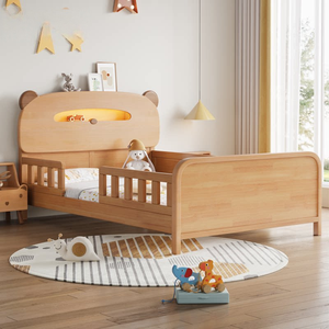 Letto singolo in legno di faggio dal design moderno per bambini e bambine, con sponde di sicurezza e box gioco per neonati - Product Image 1