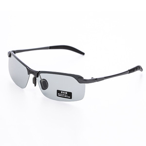 Gafas de Sol Deportivas para Hombre Cross Border 3043, Lentes TAC UV400 Polarizadas Fotocromáticas, Ligeras y Duraderas - Product Image 1