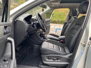VW <span class=keywords><strong>Tiguan</strong></span> L 330TSI Auto Comfort <span class=keywords><strong>2019</strong></span> d'occasion, traction avant, toit ouvrant panoramique, SUV, prix <span class=keywords><strong>de</strong></span> gros, faible kilométrage, vérification du VIN disponible - Product Image 5