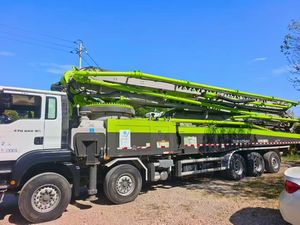 โรงงานแบรนด์ชั้นนำของจีนจัดหา รถปั๊มคอนกรีต Sinotruk HB69V 46 เมตร แชสซี 38 เมตร ดีเซล ยูโร 2 ใหม่ ระบบไฮดรอลิกเต็มรูปแบบ ควบคุมด้วยมือ - Product Image 2
