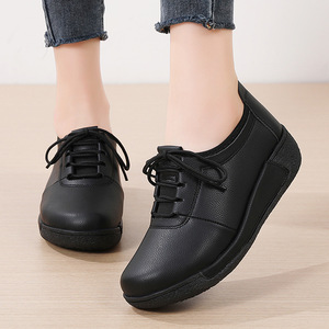 Chaussures compensées épaisses en éponge pour femmes, baskets décontractées en PU souple à lacets, antidérapantes pour le quotidien, le travail et l'extérieur - Product Image 4