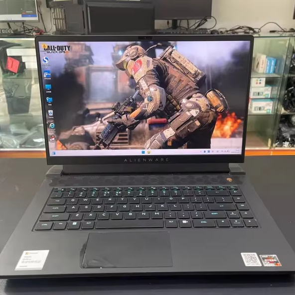 A-lienware M15 R7 Gaming Laptop 15.6-inch Intel I7-12700H 16GB RAM 1TB SSD 165Hz Gaming Computer