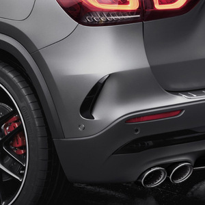 ชุดแต่งกันชนหลัง Mercedes-Benz GLA-Class AMG ลายคาร์บอนไฟเบอร์ สีดำเงา ปี 2020+ - Product Image 1