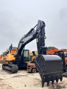 Excavadora Volvo EC380DL Usada con Motor, Capacidad de Cucharón de 1.9m, Potencia de 160KW, Peso Operativo de 38 Toneladas, Buen Estado - Product Image 2