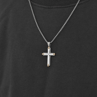 Alin Cool Jewelry Collier de pendentifs croix gravée 3D CNC en acier inoxydable Collier homme avec chaîne cubaine