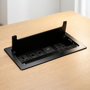 <span class=keywords><strong>Caja</strong></span> de Conexión Eléctrica para Escritorio Daisy Chain <span class=keywords><strong>Enlazable</strong></span> con Tapa Abatible y Cepillo, Conectividad Multipuerto, Enchufe <span class=keywords><strong>Universal</strong></span> para Oficina - Product Image 5