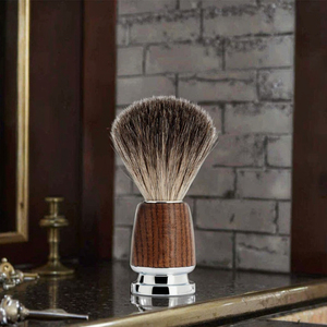 Pinceau à raser LiYi LY501 Badger Barber avec manche en alliage de zinc pour la mousse de savon/crème dans les salons - Product Image 5