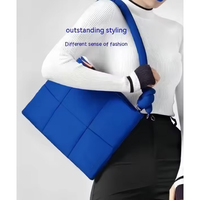 Étui souple et moelleux pour ordinateur portable avec Macbook Air/Pro M1/M2 de 13 à 15.6 pouces et Acer Asus Hp Dell Etc. Utilisation de bureau et d'étude.