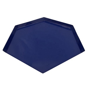 Vente chaude À La Main Bleu Foncé Designer Hexagonal En Métal Fer Chargeur Plaque De Bois pour Le Dîner Servir Dans Les Restaurants - Product Image 1