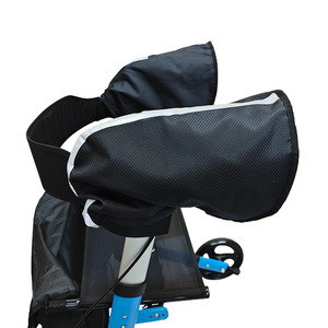 Guantes de rehabilitación a prueba de viento, impermeables, de algodón negro, para sillas de ruedas y carros, un par - Product Image 1