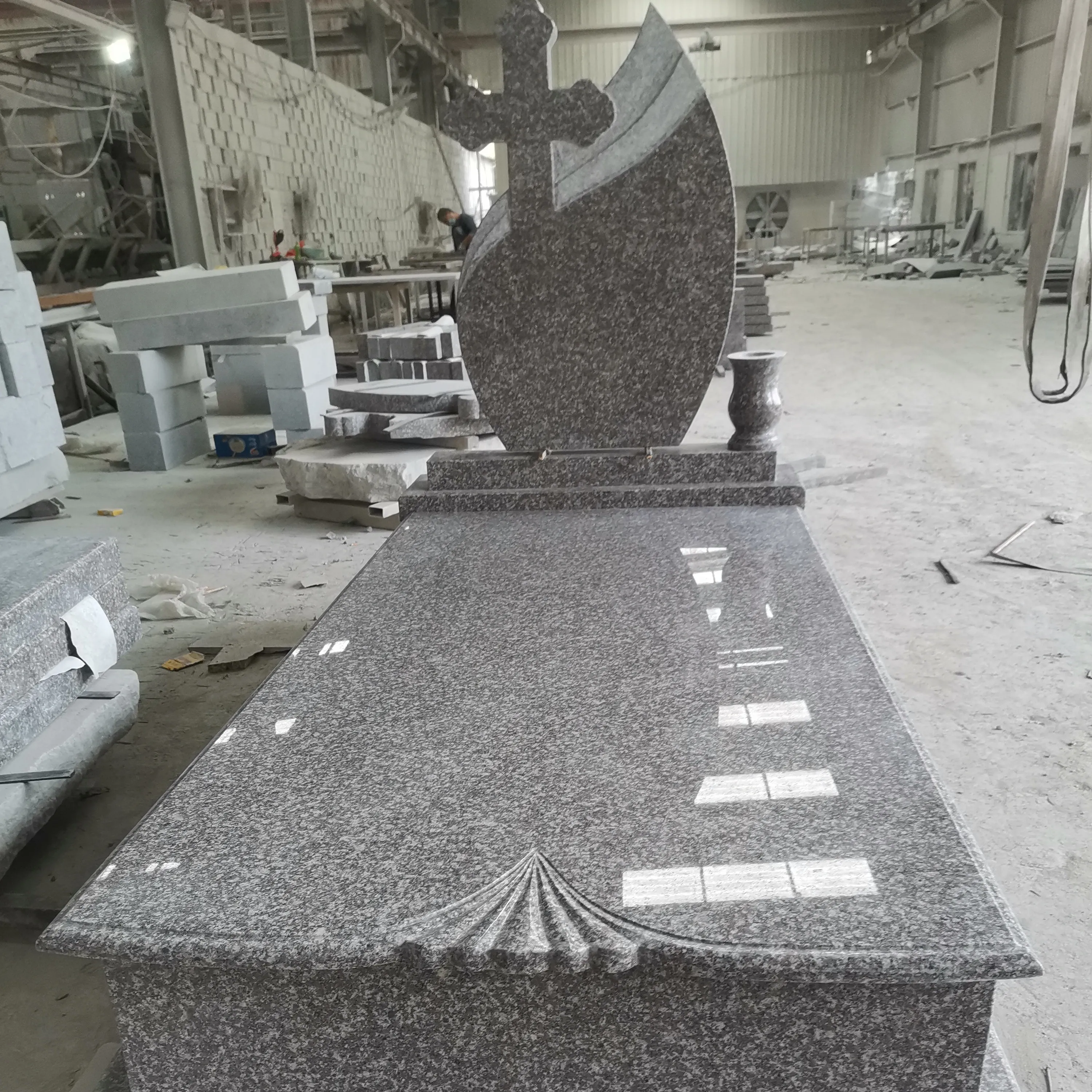 Wholesale Price G664/ New Brownstar/ G603/G654/ Black Granite Romanian Style Tombstones Monuments Headstones