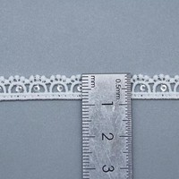 Dentelle brodée de luxe en polyester en gros avec motifs floraux et géométriques ajourés pour sacs, vêtements, chaussures et accessoires