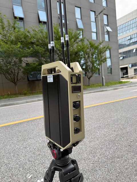 All Scenario Anti Drone Detection and Positioning System with Radar Technology 70MHz-6.2GHz Frequency Range 10m Accuracy