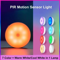 Vente flash : Lampe à détecteur de mouvement rechargeable avec télécommande RGB, lumière nocturne sans fil magnétique à coller au mur, pour les marches et les escaliers