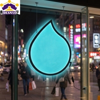 Boîtes lumineuses publicitaires LED ultra-minces, enseignes lumineuses en acrylique de formes fantaisie pour les magasins, les bars, télécommandées pour les logos de boissons, de bières et de bouteilles