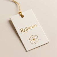 Étiquettes suspendues personnalisées en papier offset et papier kraft pour vêtements avec logo, étiquettes en carton, impression offset