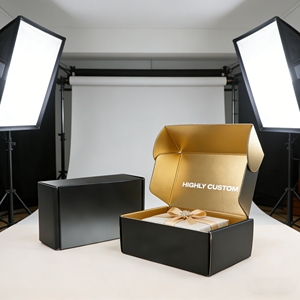 Scatole di Cartone Ondulato Personalizzate Ecologiche Riutilizzabili Nere per Imballaggio Scarpe Vestiti Stoccaggio Spedizione - Product Image 3
